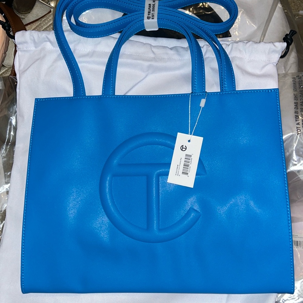 Brand new never worn Telfar Cyan Medium Shooper